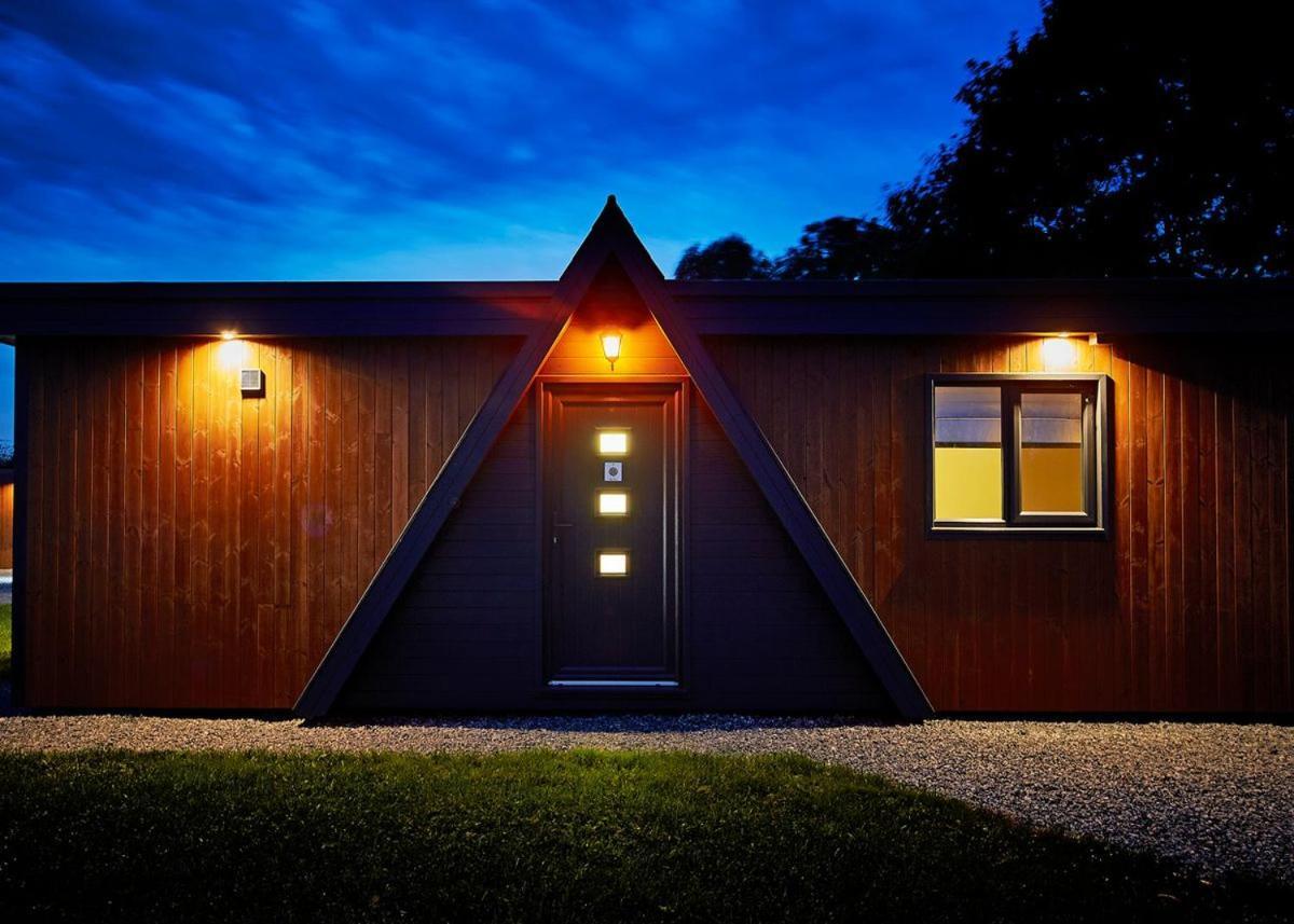 North Star Sanctum Hotel Garton Exterior photo